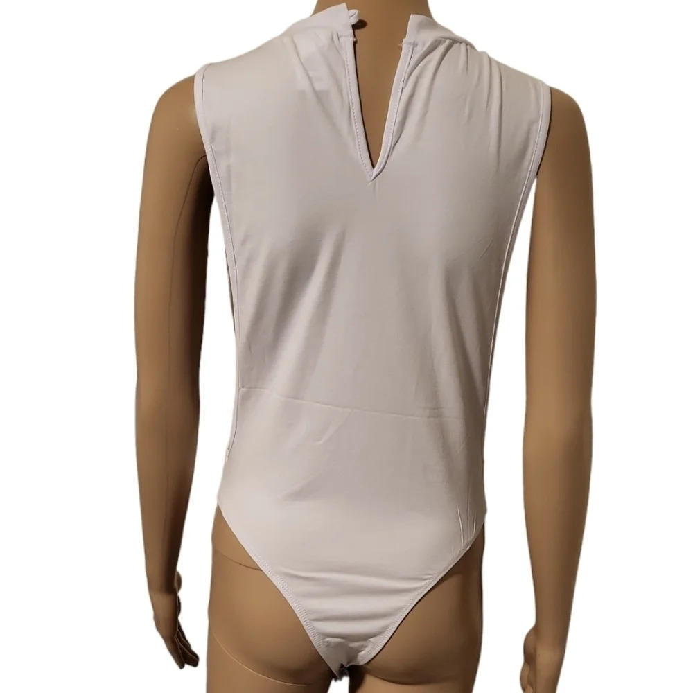 Nwot Ktoo Sleeveless Crewneck Bodysuit (Size L) - image 3
